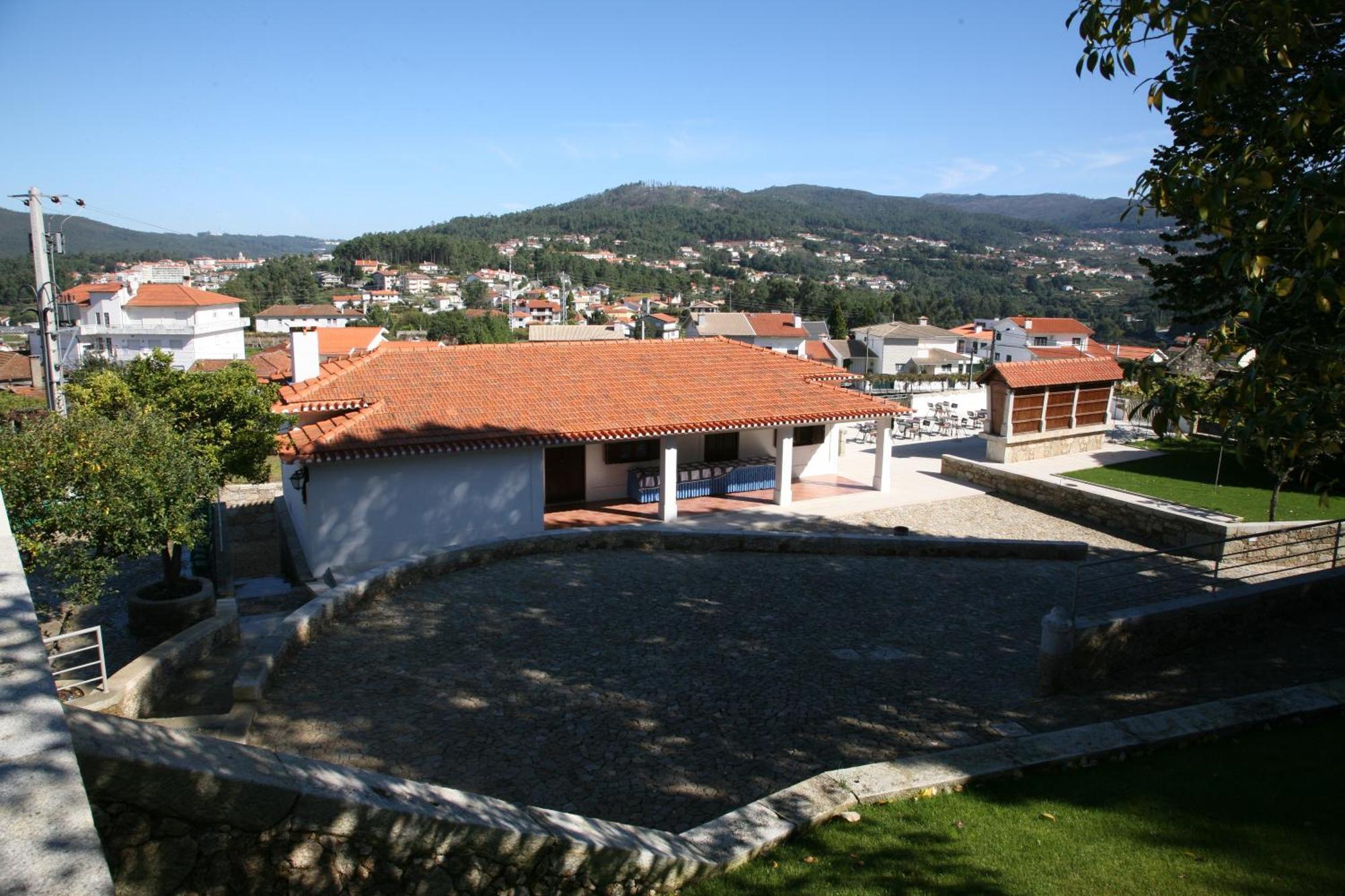 Hotel Quinta Progresso Macieira de Cambra Luaran gambar